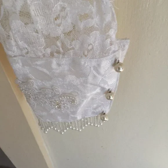 Lilia Smitty Vintage White Lace Beaded Sequin Top Size 3/4 - Picture 3 of 9